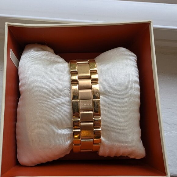 Gold hardware Coach watch - Picture 2 of 4